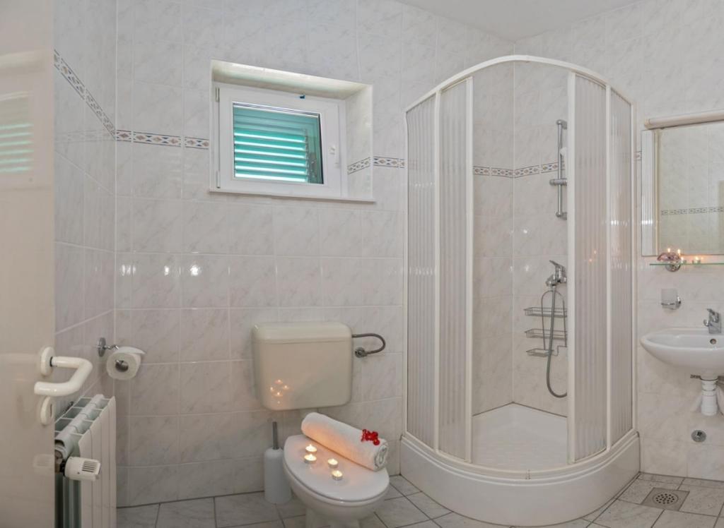 Apartment In Bol With Seaview, Terrace, Air Condition, Wifi エクステリア 写真